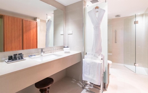The Grace Hotel image 7